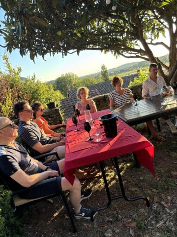 Déguster le vin sous hypnose pour une soirée originale à Bourg en Bresse