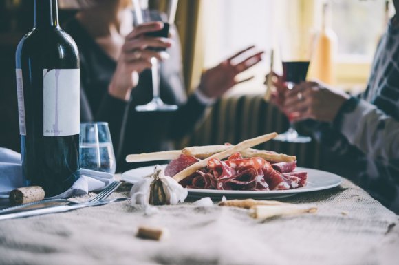 Cours d'œnologie et dégustation du vin en entreprise - Ambérieu-en-Bugey - CAVE DES COPAINS