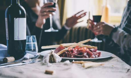 Cours d'œnologie et dégustation du vin en entreprise - Ambérieu-en-Bugey - CAVE DES COPAINS